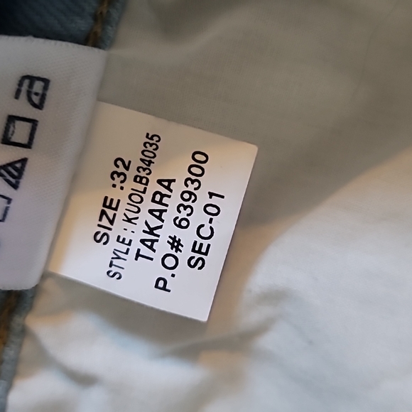 STUNNING JOES LIGHT WASH TAKARA JEAN SHORTS - Picture 9 of 11